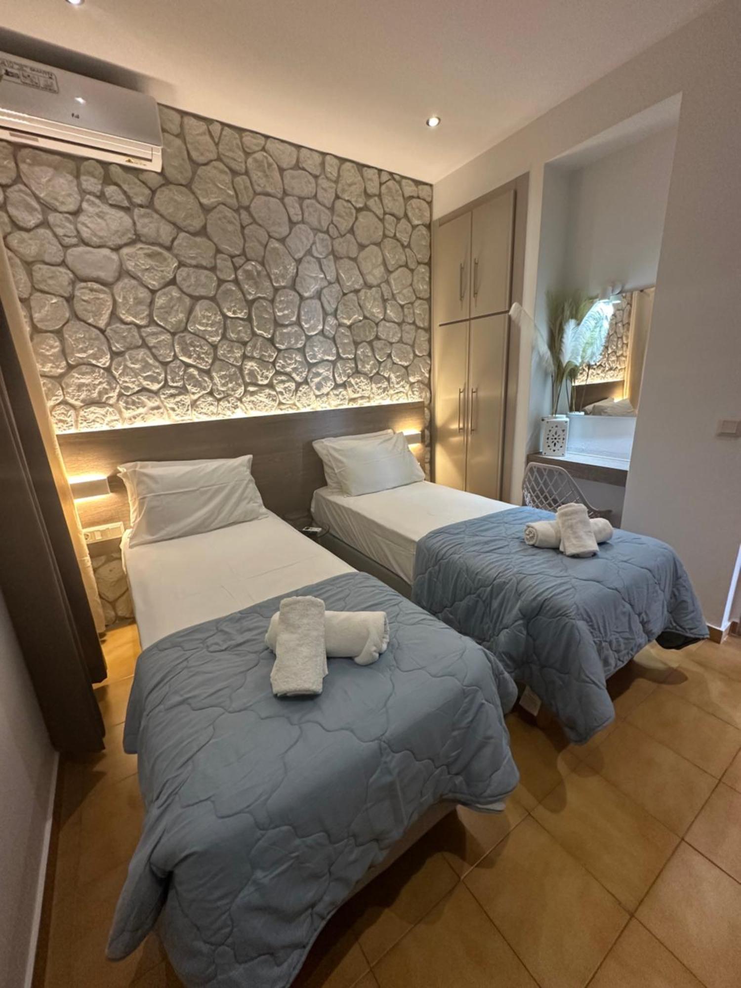 Vladimiros Apartments Mparmpati Eksteriør billede