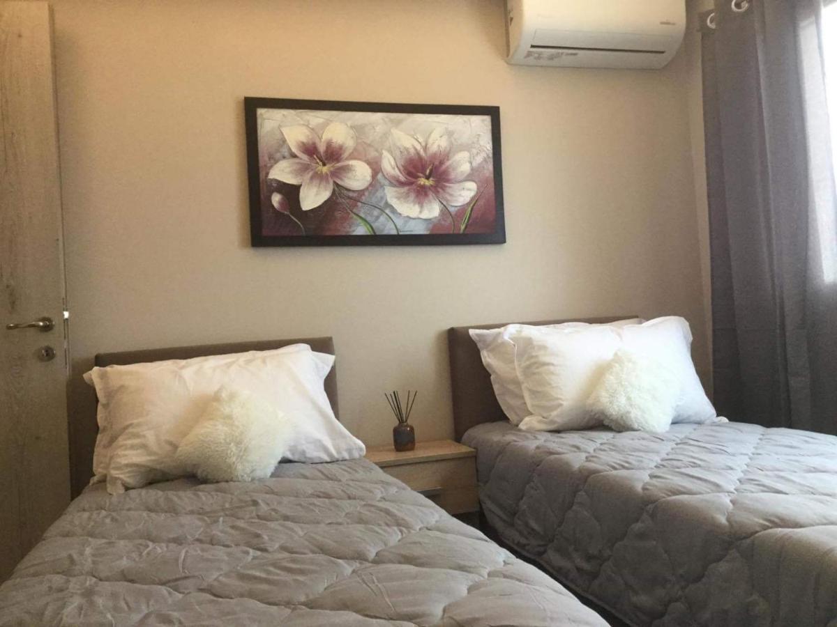 Vladimiros Apartments Mparmpati Eksteriør billede